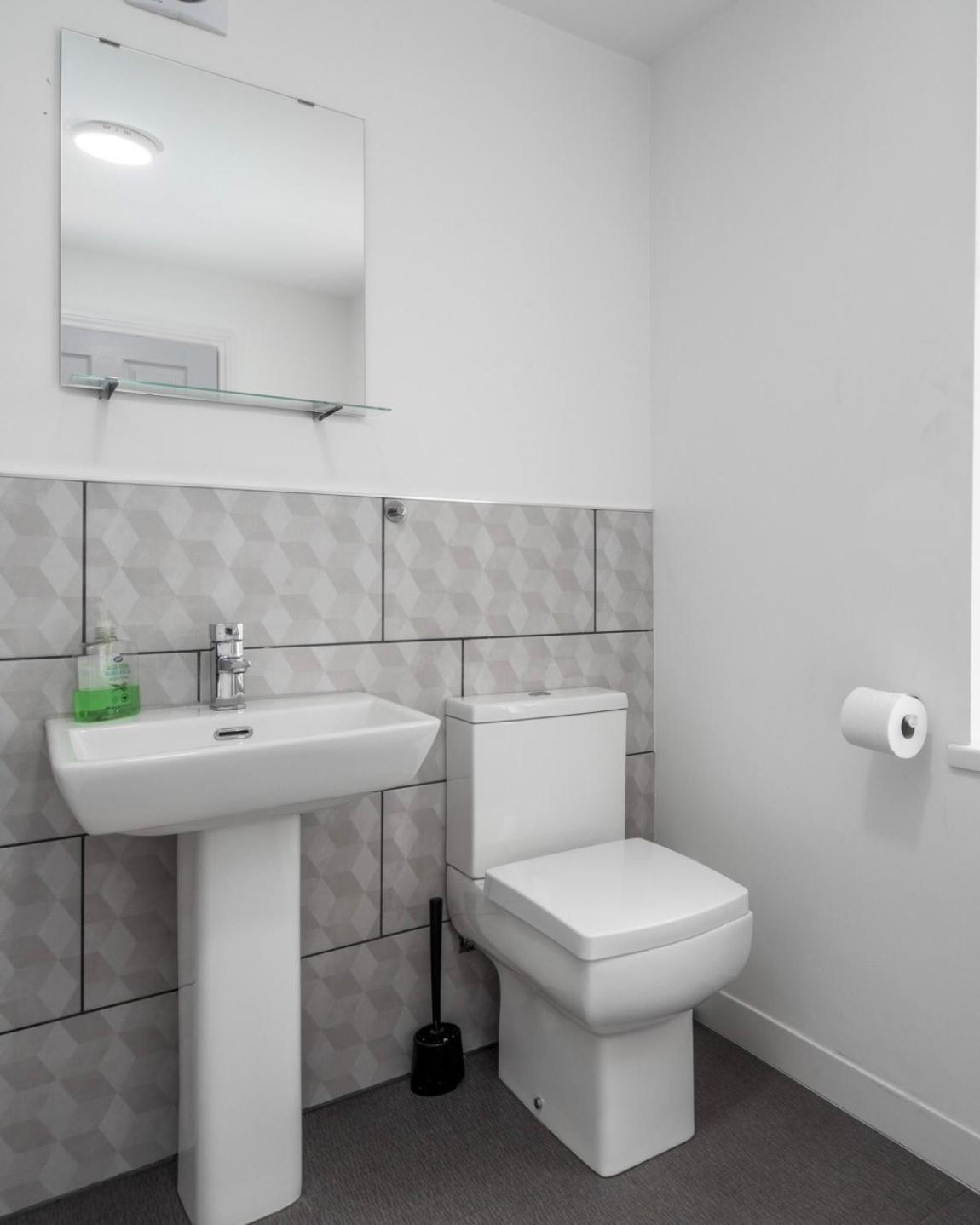 Apex Living Ne - Beachville House 4 Beds Free Parking ซันเดอร์แลนด์ ภายนอก รูปภาพ